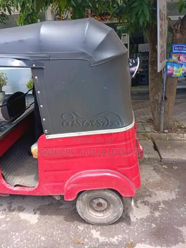 Bajaj RE 2015 Three Wheel (Used)