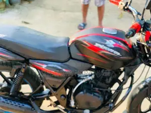 Bajaj Discover 2008 Motorbike (Used)