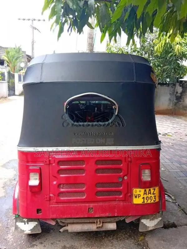 Bajaj RE 2015 Three Wheel (Used)