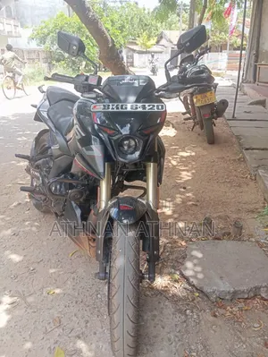 Bajaj Pulsar N160 2025 Black