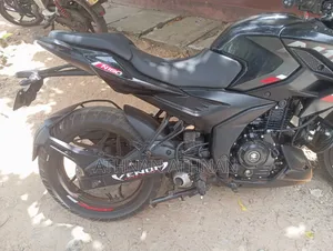 Bajaj Pulsar N160 2025 Black