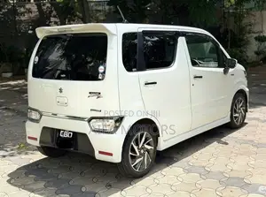 Suzuki Wagon R 660 Hybrid Turbo FWD 2022 White
