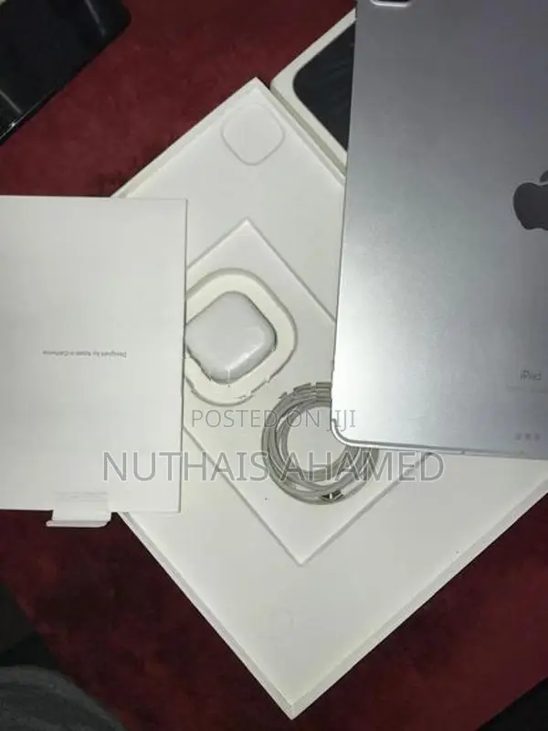Apple iPad Pro 12.9 inch (5th Generation)