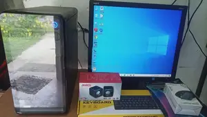CORE i 5 4th 4590 3.30 Ghz / 19" LED SCREEN WITH FULL SET