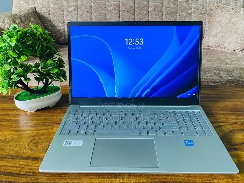Hp Intel Core I3 12th Gen 8GB Ram 512GB Nv Me