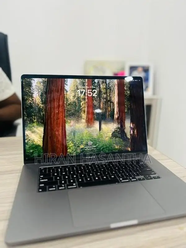 Apple MacBook i9 2019