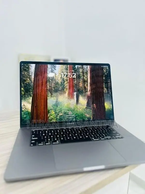 Apple MacBook i9 2019