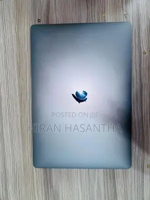 Apple MacBook i9 2019