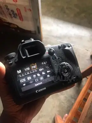 Canon EOS 6D Full Frame DSLR