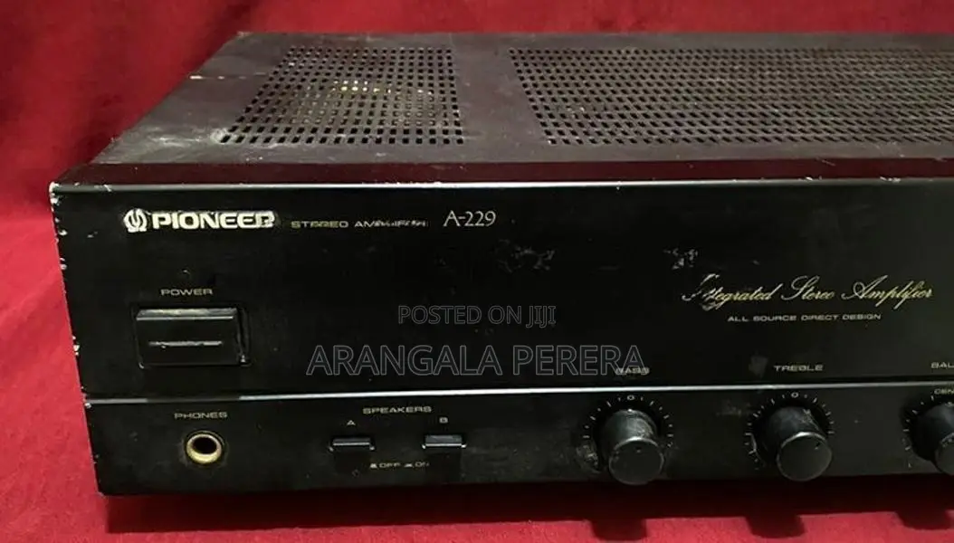 පයිනියර් ස්ටීරියෝ ඈම්ප්