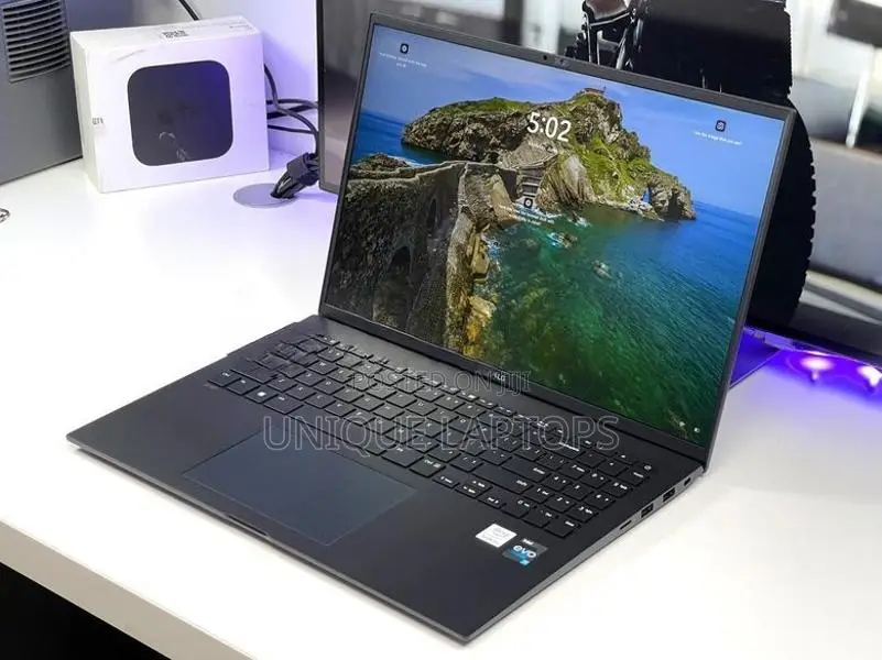 LG Gram Core Ultra Touch screen