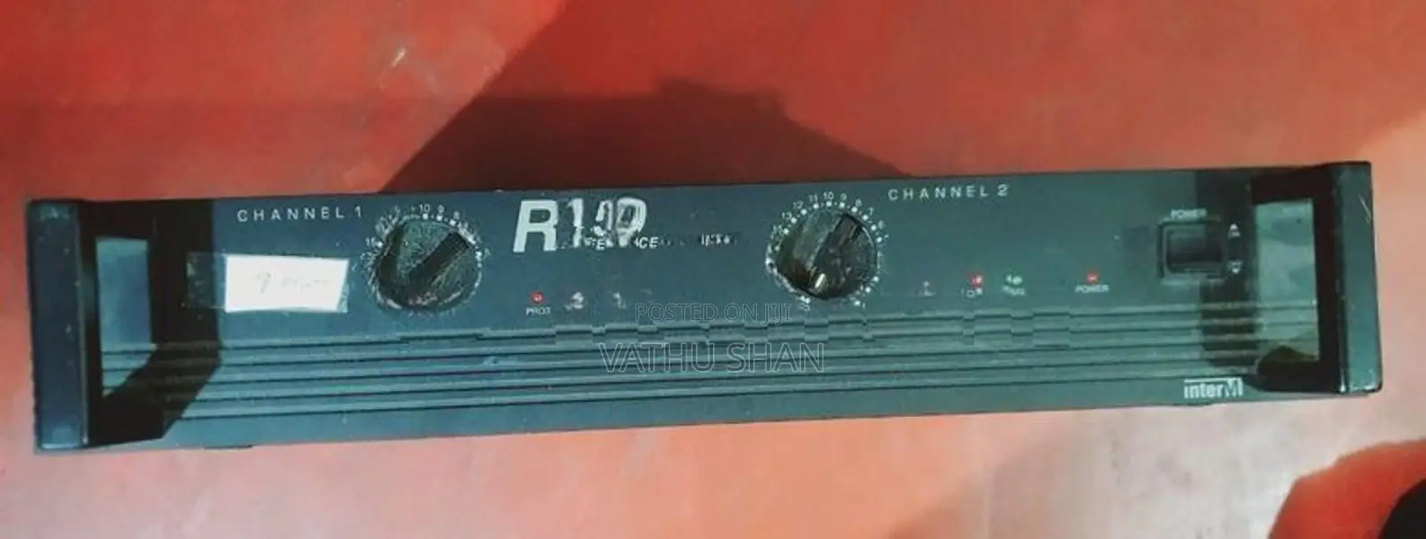 R 150 Reference Amplifier