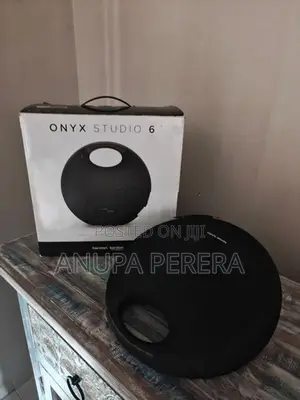 Harman Kardon Onyx Studio 6
