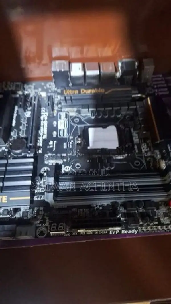 Gigabyte GA-Z97X-UD5H-BK Black Motherboard