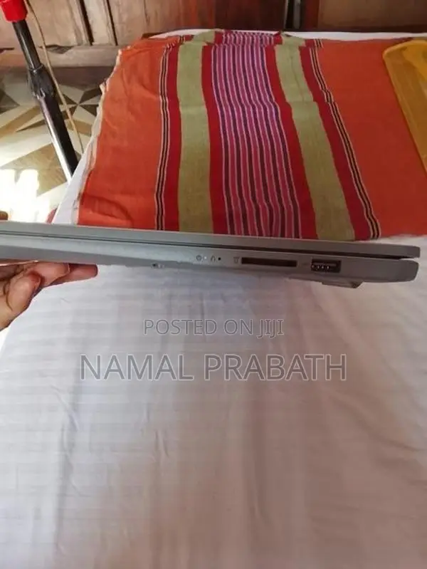 IdeaPad 1 Gen 7