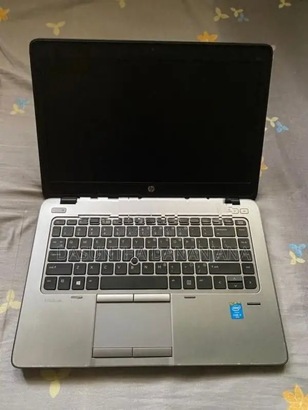 HP EliteBook i5 12GB Ram