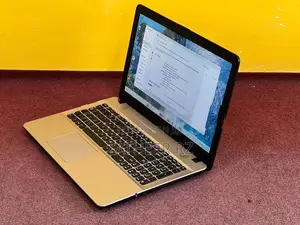 Asus i5 7th 6GB/128GB SSD Nvidia 2GB Graphics
