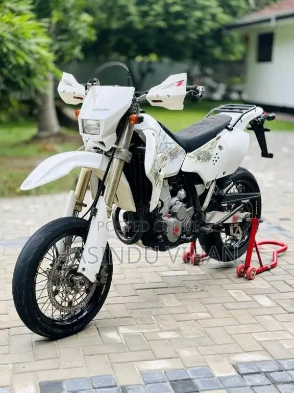 Suzuki DRZ 2010 Motorbike Unregistered (Recondition)