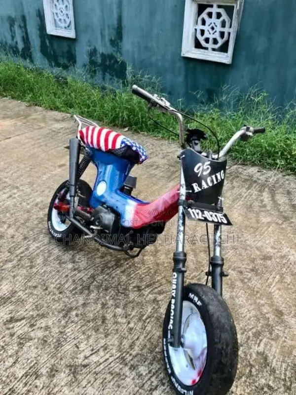 Honda Chaly 1999 Motorbike (Used)
