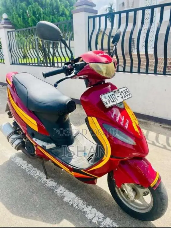 Kinetic Scooty 2008 Motorbike (Used)