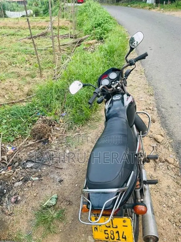 Bajaj CT-100 2008 Motorbike (Used)