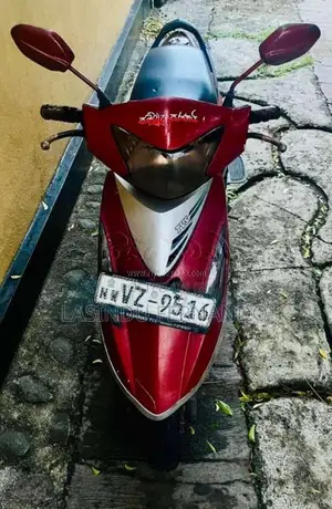 TVS Scooty Streak 2010 Motorbike (Used)