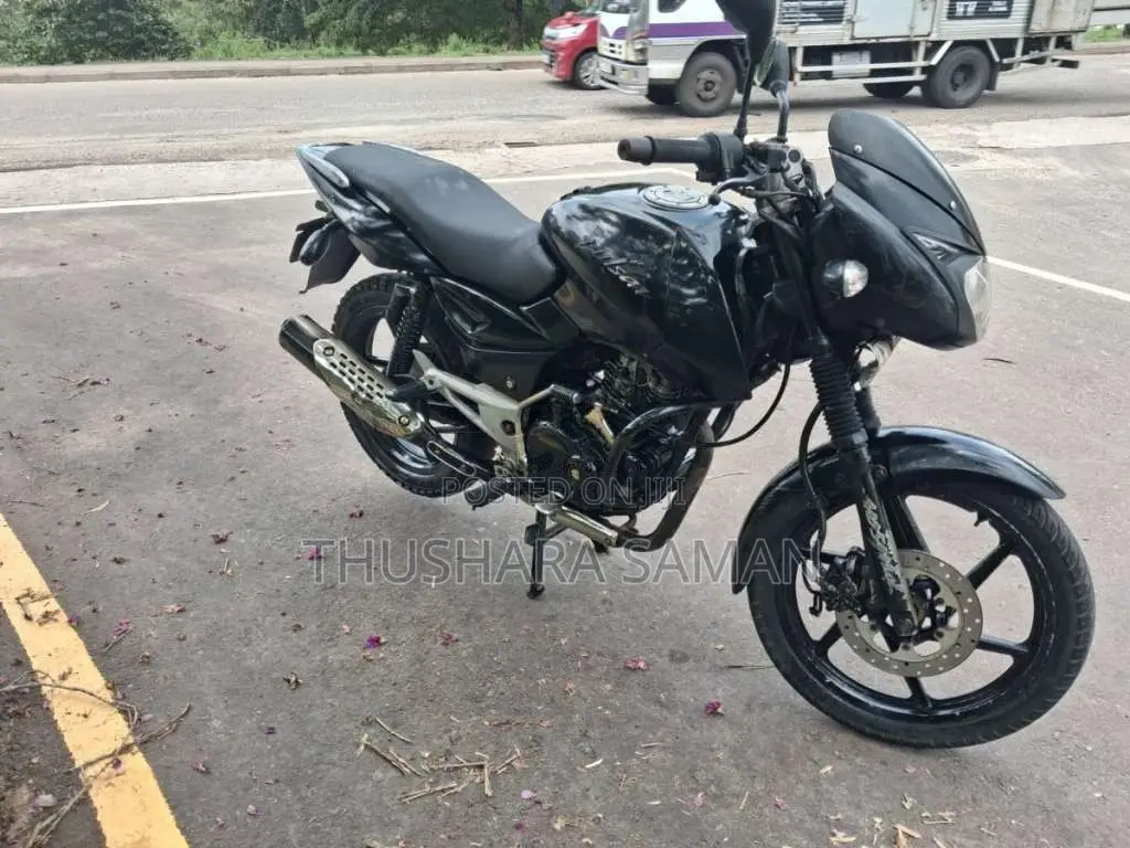 Bajaj Pulsar 150 2010 Motorbike (Used)