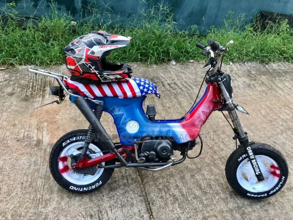 Honda Chaly 1999 Motorbike (Used)