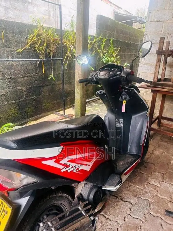 Honda Dio Scv110 2015 Motorbike (Used)