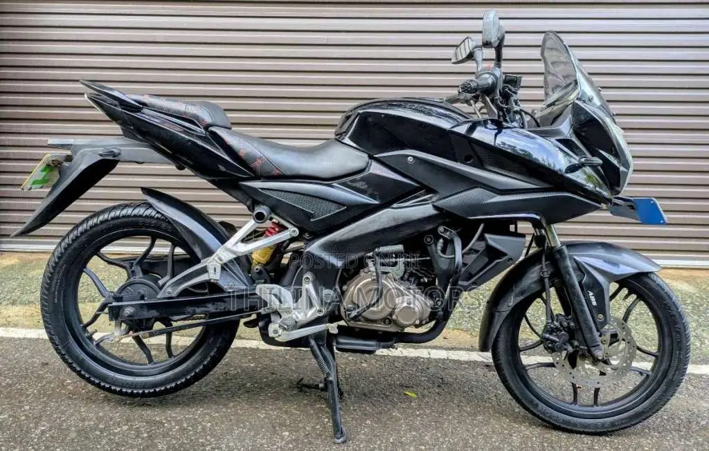 Bajaj AS 150 2016 Motorbike (Used)