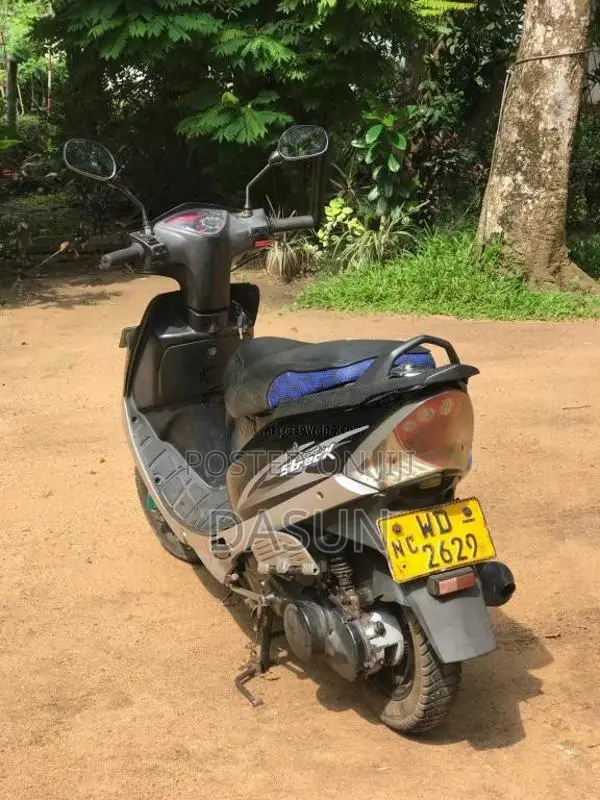 TVS Scooty Streak 2010 Motorbike (Used)
