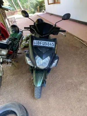 Yamaha ZR 2017 Motorbike (Used)