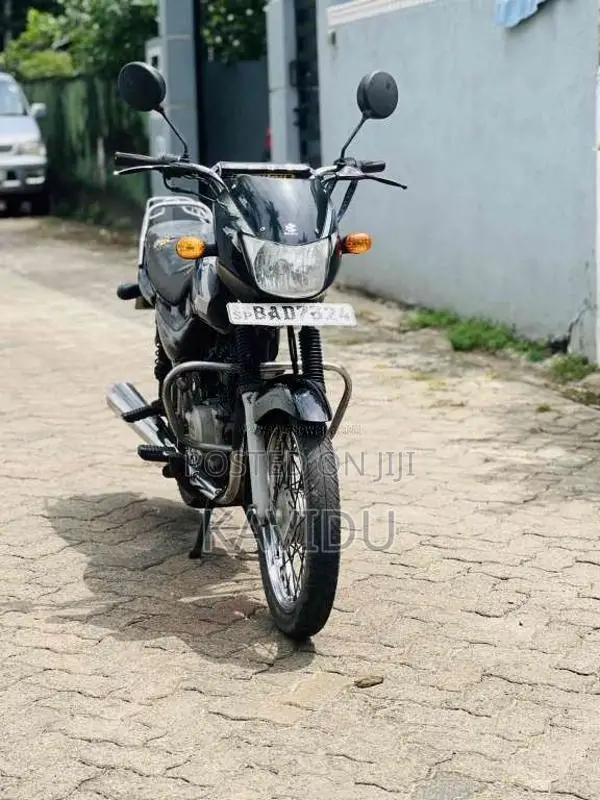 Bajaj CT-100 2013 Motorbike (Used)