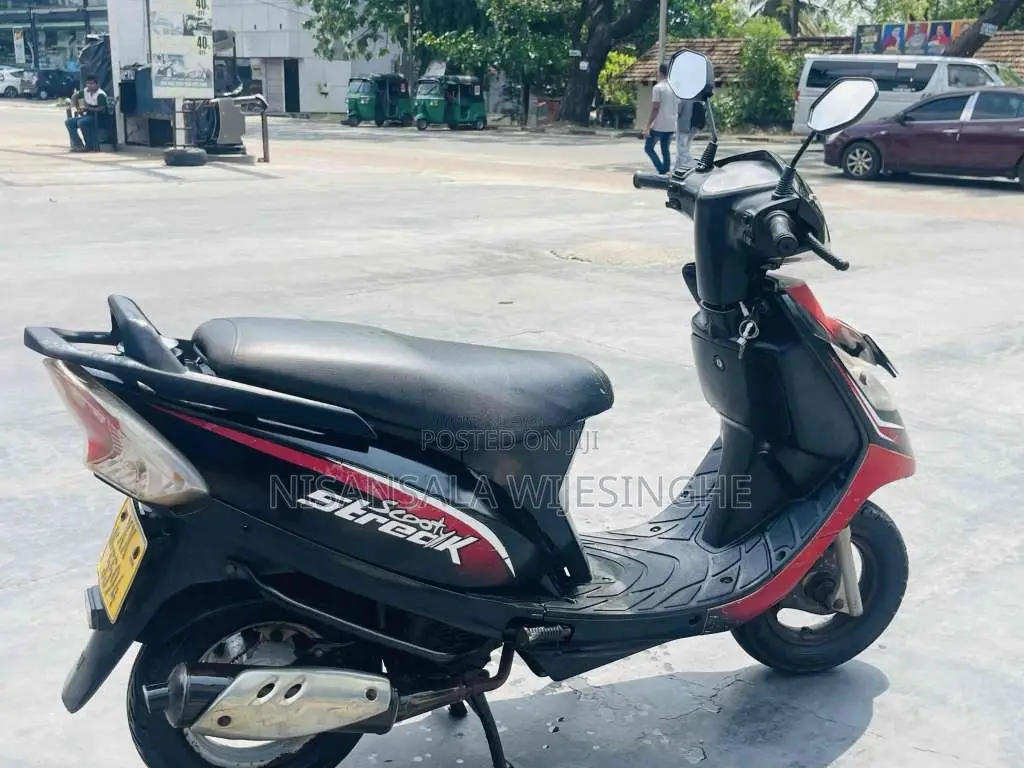 TVS Scooty Streak 2012 Motorbike (Used)