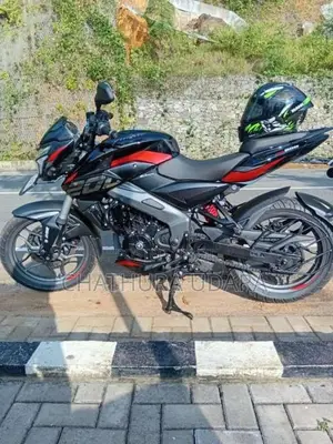 Bajaj Pulsar NS200 2025 Motorbike (Used)