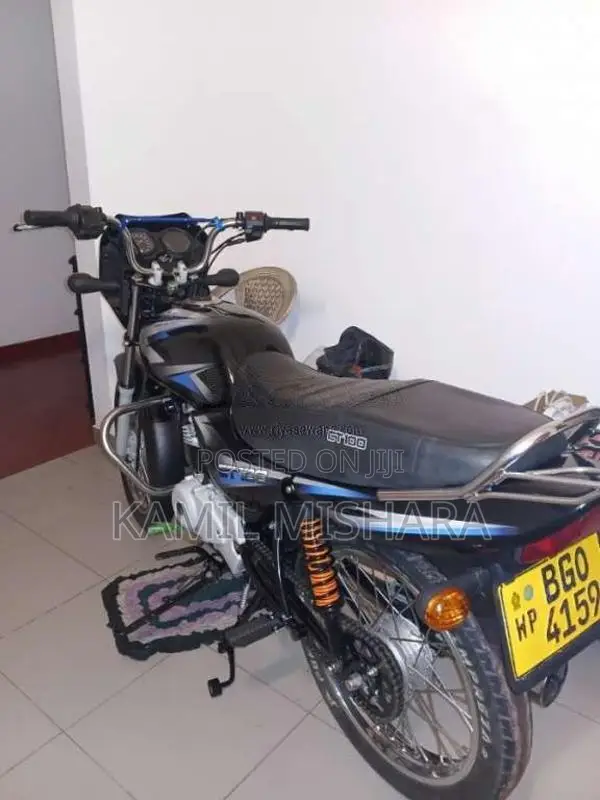 Bajaj CT-100 2018 Motorbike (Used)