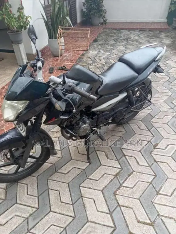 Bajaj Pulsar 2011 Motorbike (Used)