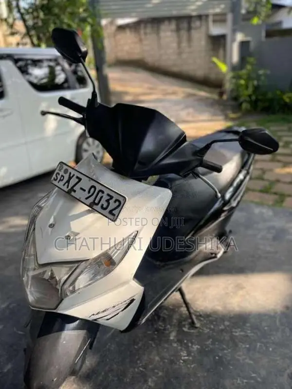Honda Dio 2012 Motorbike (Used)