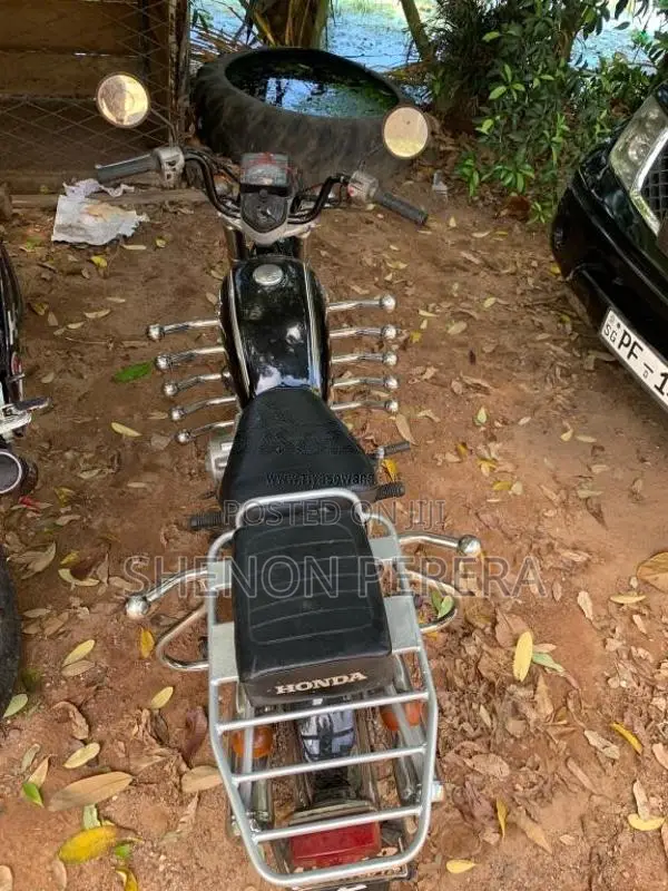Honda Cd 125 Twin 1985 Motorbike (Used)