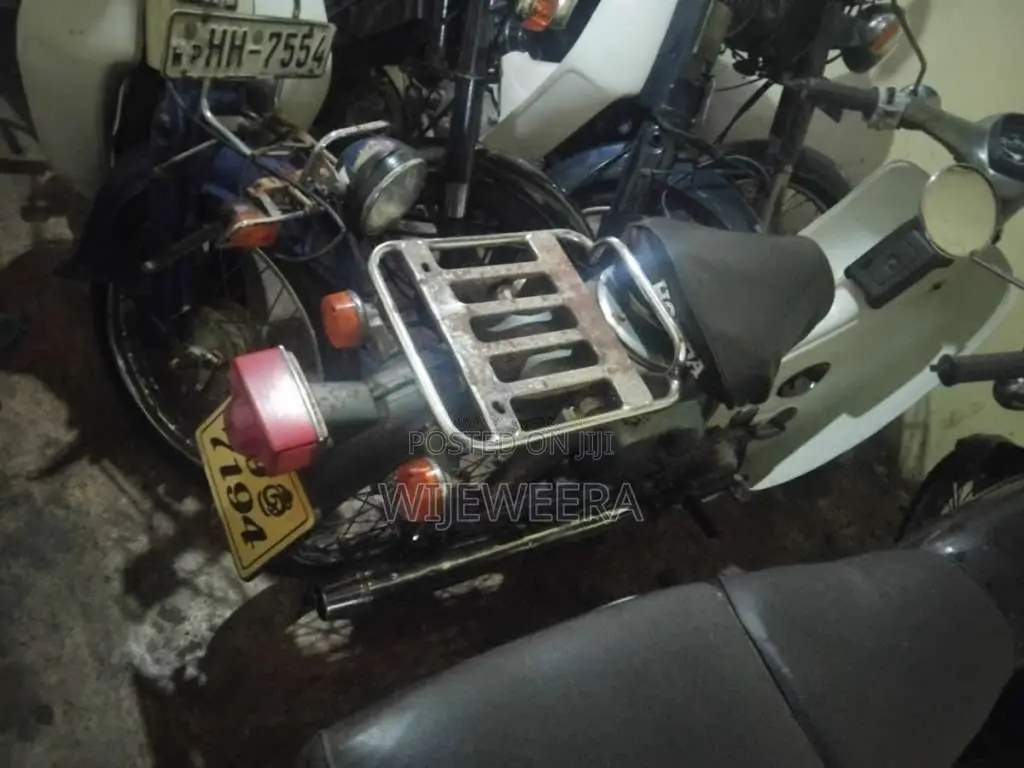 Hero-Honda Splendor 2001 Motorbike (Used)