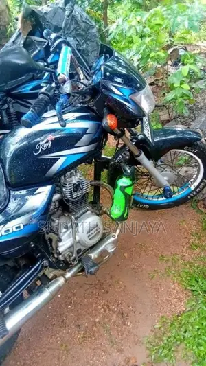 Bajaj CT-100 2016 Motorbike (Used)