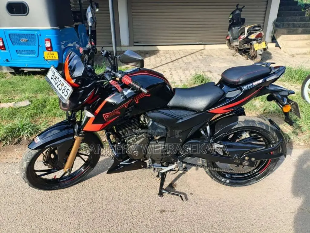 TVS Apache 200 Race Edition 2.0 2019 Motorbike (Used)