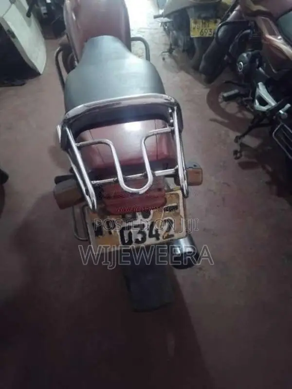 Hero-Honda Splendor 2001 Motorbike (Used)