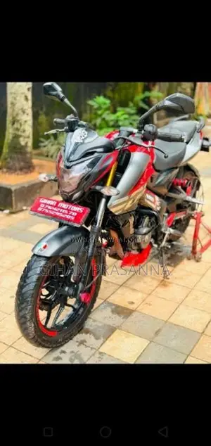 Bajaj Pulsar NS200 2018 Motorbike (Used)