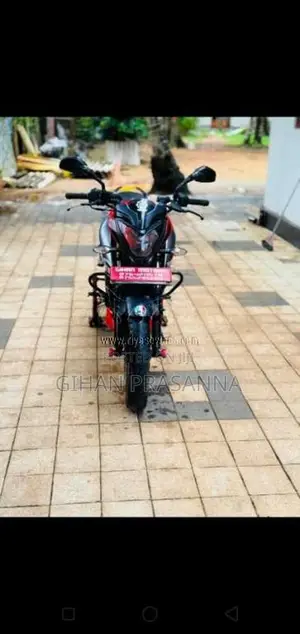 Bajaj Pulsar NS200 2018 Motorbike (Used)