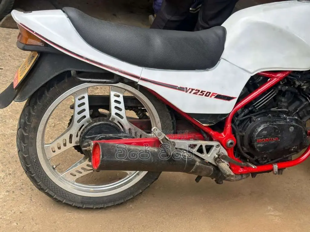 Honda VT 205 Z 1990 Motorbike (Used)