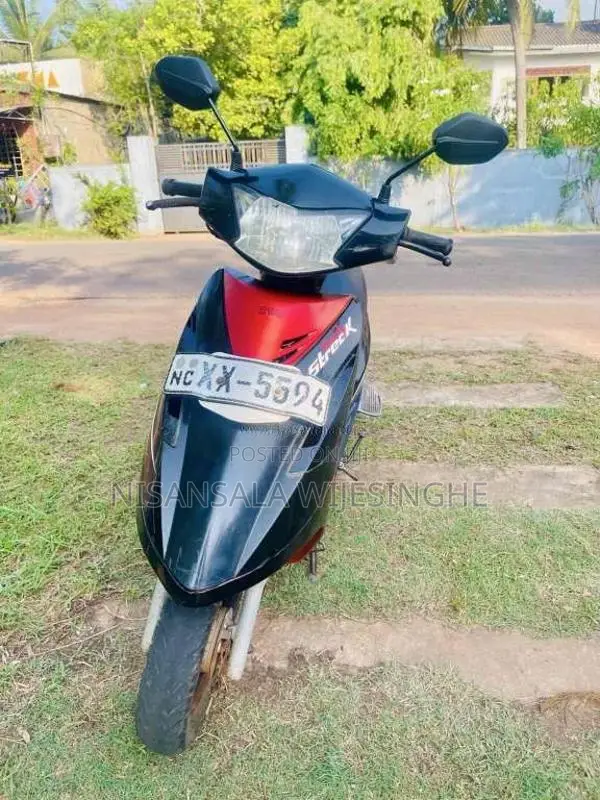 TVS Scooty Streak 2012 Motorbike (Used)