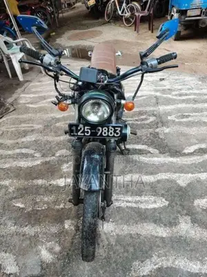 Honda CM 125 1990 Motorbike (Used)