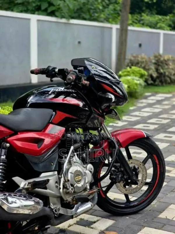 Bajaj Pulsar 150 2015 Motorbike (Used)
