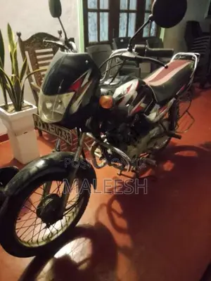 Bajaj CT-100 2011 Motorbike (Used)